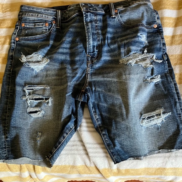 American Eagle jean shorts AIRFLEX+ - Picture 2 of 3